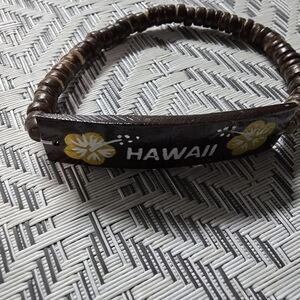 Hawaiian bracelet for mirror